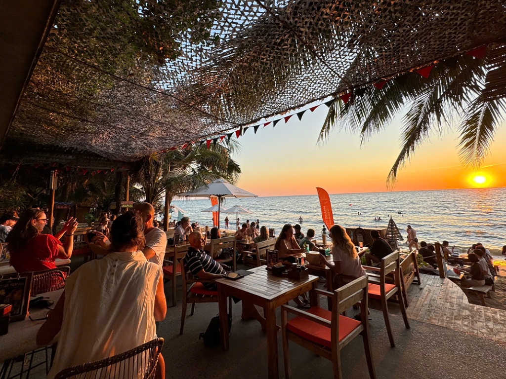 Sunset Beach Bar & Restaurant